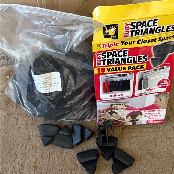 Space Triangles - Picture 2 of 2